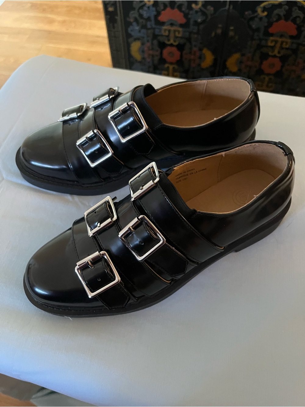 URBAN OUTFITTERS BLACK PATENT OXFORDS WITH BUCKLE DETAIL